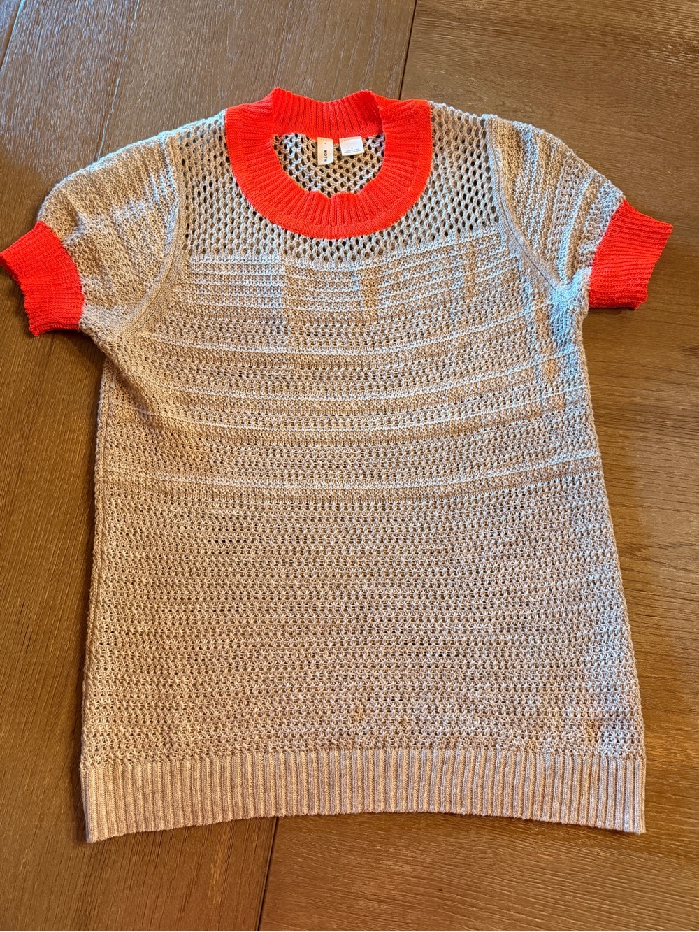Cute tshirt - Picture 2 of 5
